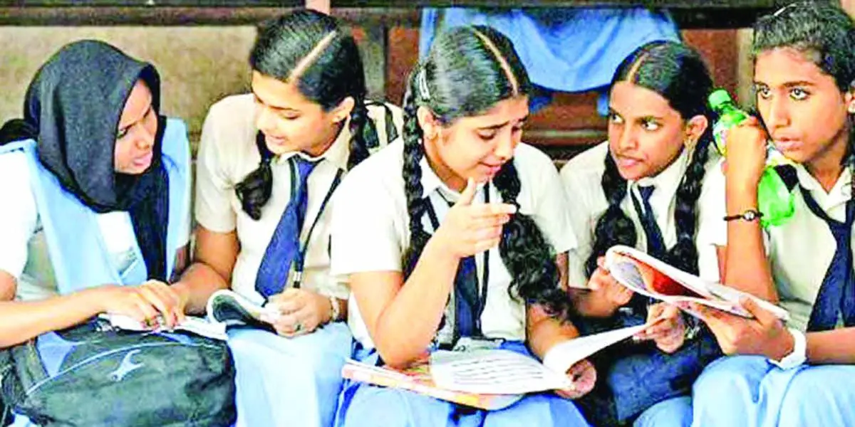 প্রত্যুপকার গল্পের ২০টি জ্ঞানমূলক প্রশ্নোত্তর, ৩য় পর্ব, নবম শ্রেণির বাংলা প্রথম পত্র